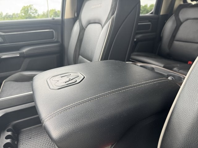 2021 RAM 1500 Laramie Crew Cab 4x4 5'7' Box