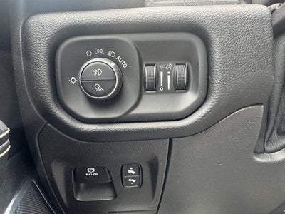 2021 RAM 1500 Laramie Crew Cab 4x4 5'7' Box