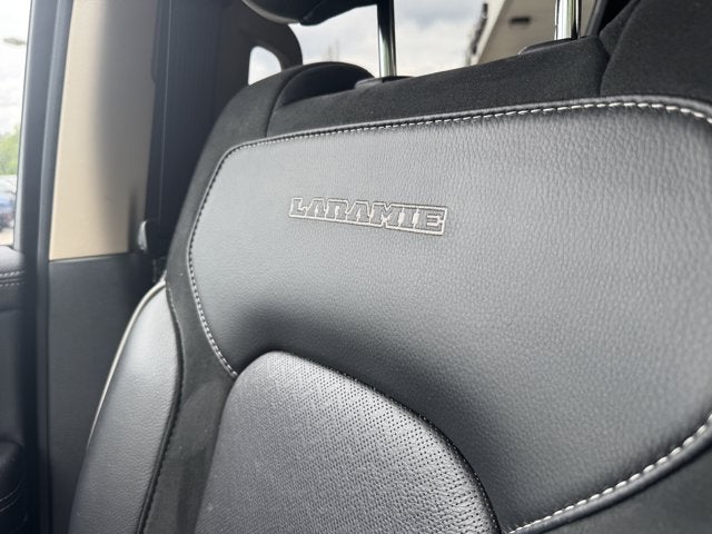 2021 RAM 1500 Laramie Crew Cab 4x4 5'7' Box