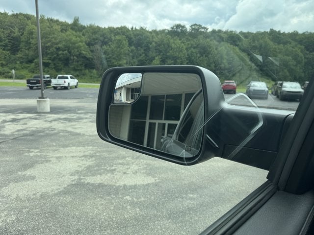 2021 RAM 1500 Laramie Crew Cab 4x4 5'7' Box