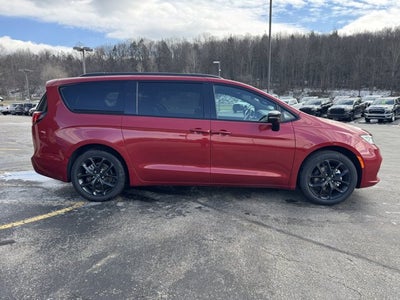 2026 Chrysler Pacifica PACIFICA SELECT