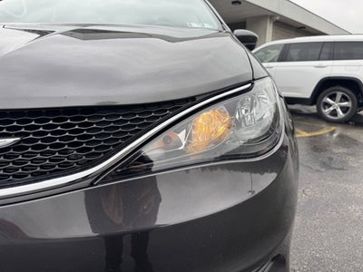 2020 Chrysler Voyager LXI