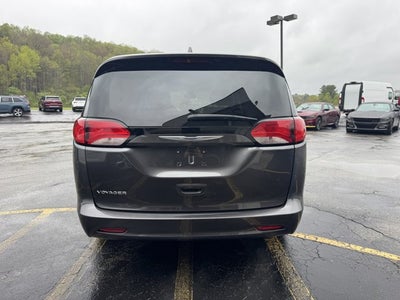2020 Chrysler Voyager LXI