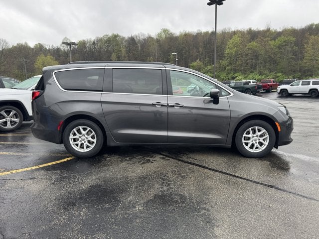 2020 Chrysler Voyager LXI