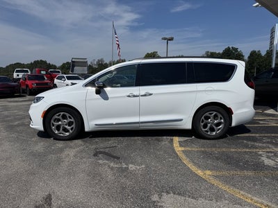 2023 Chrysler Pacifica Limited