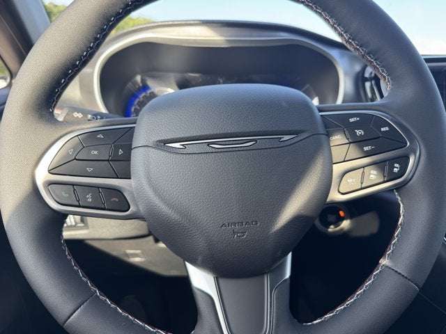 2027 Chrysler Pacifica PACIFICA SELECT AWD