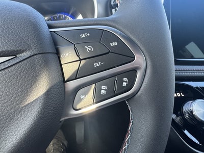 2027 Chrysler Pacifica PACIFICA SELECT AWD