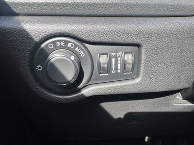 2027 Chrysler Pacifica PACIFICA SELECT AWD