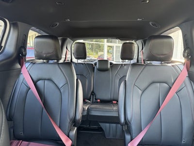 2027 Chrysler Pacifica PACIFICA SELECT AWD