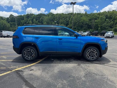 2026 Jeep Cherokee CHEROKEE LAREDO 4X4