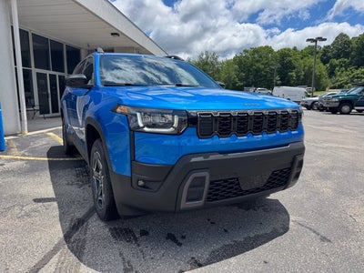 2026 Jeep Cherokee CHEROKEE LAREDO 4X4