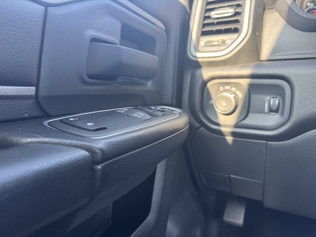 2024 RAM 2500 Tradesman Regular Cab 4x4 8' Box