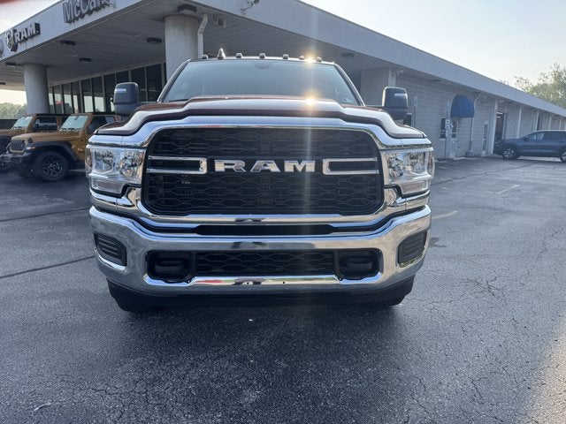 2024 RAM 2500 Tradesman Regular Cab 4x4 8' Box