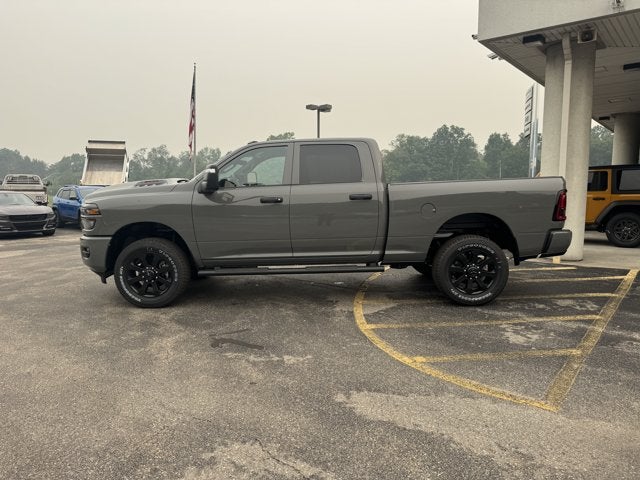 2026 RAM Ram 2500 RAM 2500 BLACK EXPRESS CREW CAB 4X4 6'4' BOX