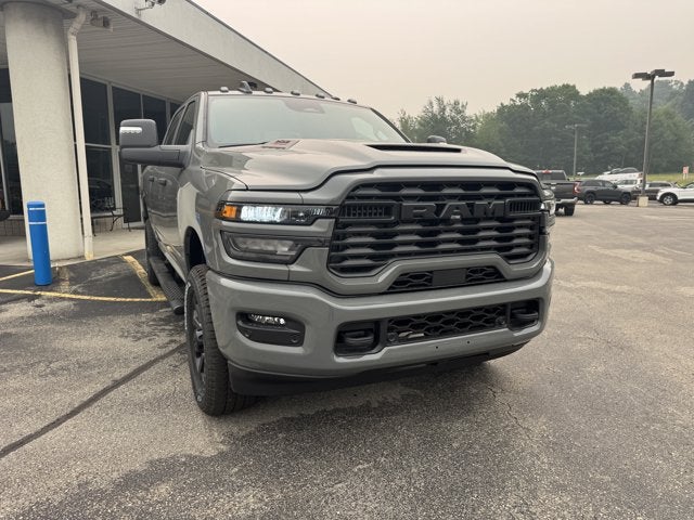 2026 RAM Ram 2500 RAM 2500 BLACK EXPRESS CREW CAB 4X4 6'4' BOX