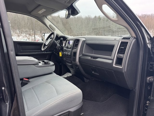 2018 RAM 2500 Tradesman Crew Cab 4x4 6'4' Box