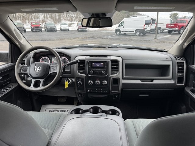 2018 RAM 2500 Tradesman Crew Cab 4x4 6'4' Box