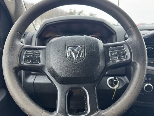 2018 RAM 2500 Tradesman Crew Cab 4x4 6'4' Box