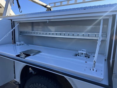 2024 RAM 3500 Tradesman Regular Cab 4x4 8' Box