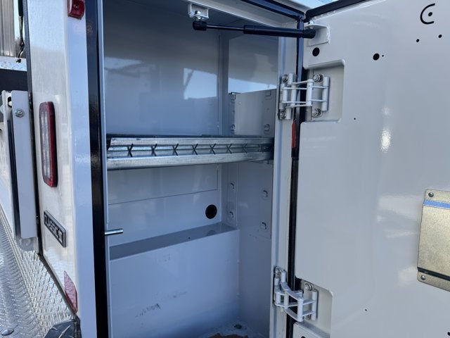 2024 RAM 3500 Tradesman Regular Cab 4x4 8' Box