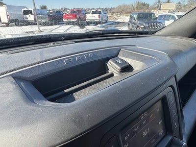 2024 RAM 3500 Tradesman Regular Cab 4x4 8' Box