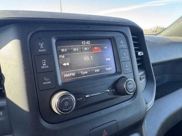 2024 RAM 3500 Tradesman Regular Cab 4x4 8' Box