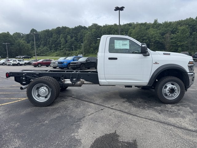 2025 RAM Ram 5500 Chassis Cab RAM 5500 TRADESMAN CHASSIS REGULAR CAB 4X4 60' CA
