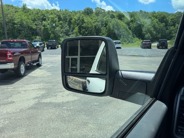 2026 RAM Ram 5500 Chassis Cab RAM 5500 TRADESMAN CHASSIS REGULAR CAB 4X4 60' CA