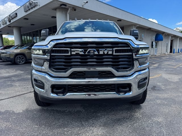 2026 RAM Ram 5500 Chassis Cab RAM 5500 TRADESMAN CHASSIS REGULAR CAB 4X4 60' CA