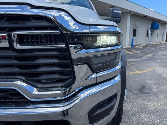 2026 RAM Ram 5500 Chassis Cab RAM 5500 TRADESMAN CHASSIS REGULAR CAB 4X4 60' CA