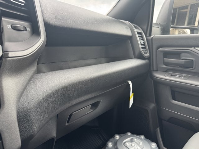 2025 RAM Ram 5500 Chassis Cab RAM 5500 TRADESMAN CHASSIS REGULAR CAB 4X4 60' CA