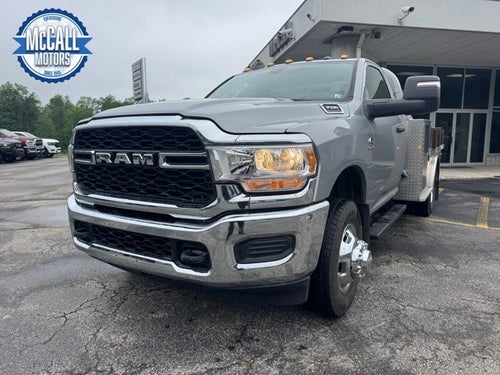 2023 RAM 3500 Chassis Tradesman/SLT