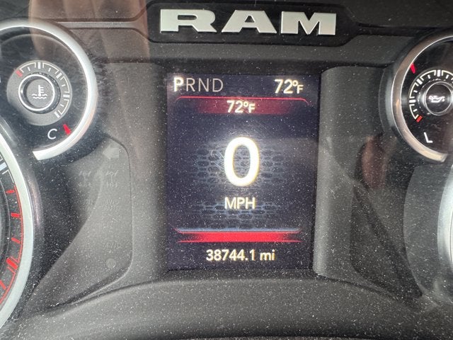 2023 RAM 3500 Chassis Tradesman/SLT
