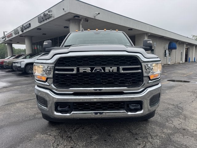 2023 RAM 3500 Chassis Tradesman/SLT