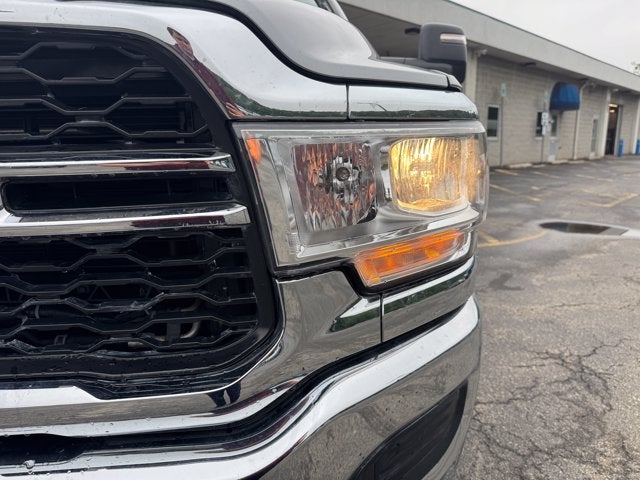 2023 RAM 3500 Chassis Tradesman/SLT