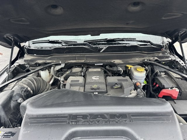 2022 RAM 3500 Chassis Tradesman/SLT