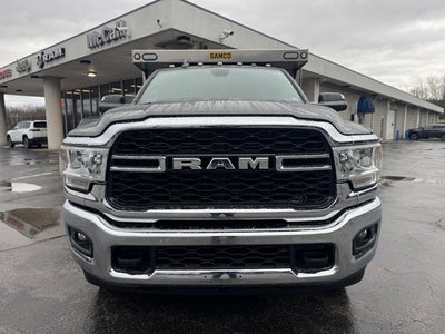 2022 RAM 3500 Chassis Tradesman/SLT