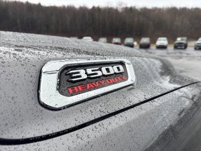 2022 RAM 3500 Chassis Tradesman/SLT