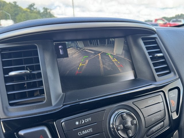 2019 Nissan Pathfinder SV