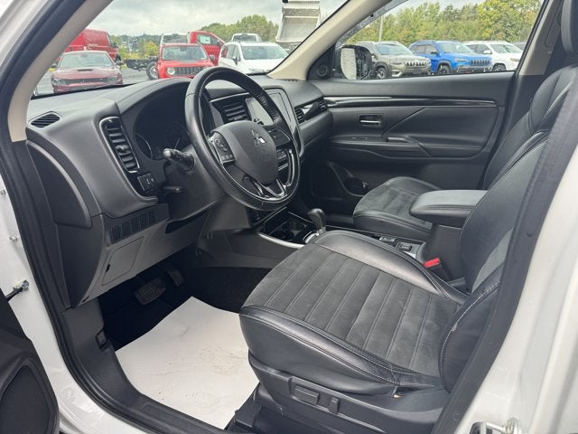 2019 Mitsubishi Outlander SE