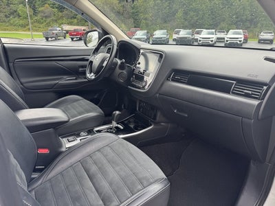 2019 Mitsubishi Outlander SE