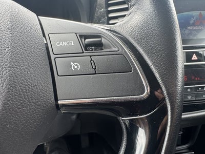2019 Mitsubishi Outlander SE