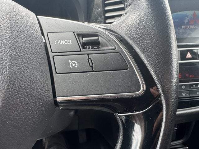 2019 Mitsubishi Outlander SE