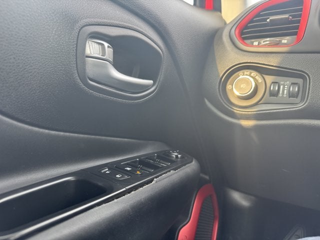 2016 Jeep Renegade Trailhawk
